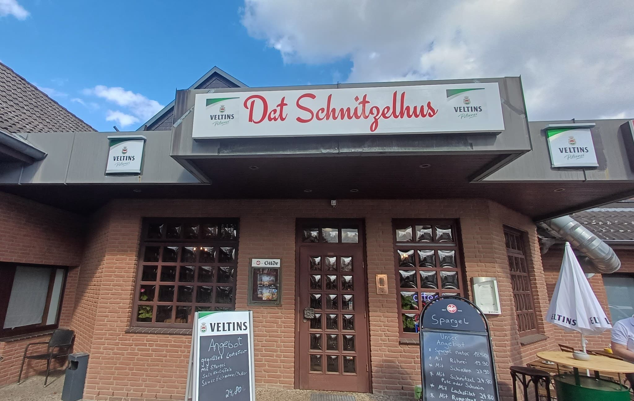 Dining room visual for Dat Schnitzelhus Ahlten